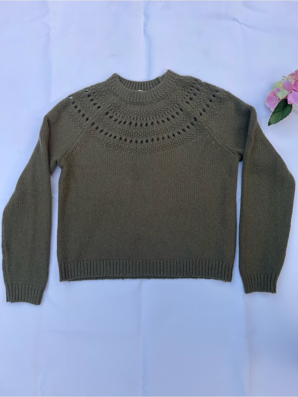Boden Women's Olive Green Wool Sweater Fair Isle Punched Holes Extra Small.
